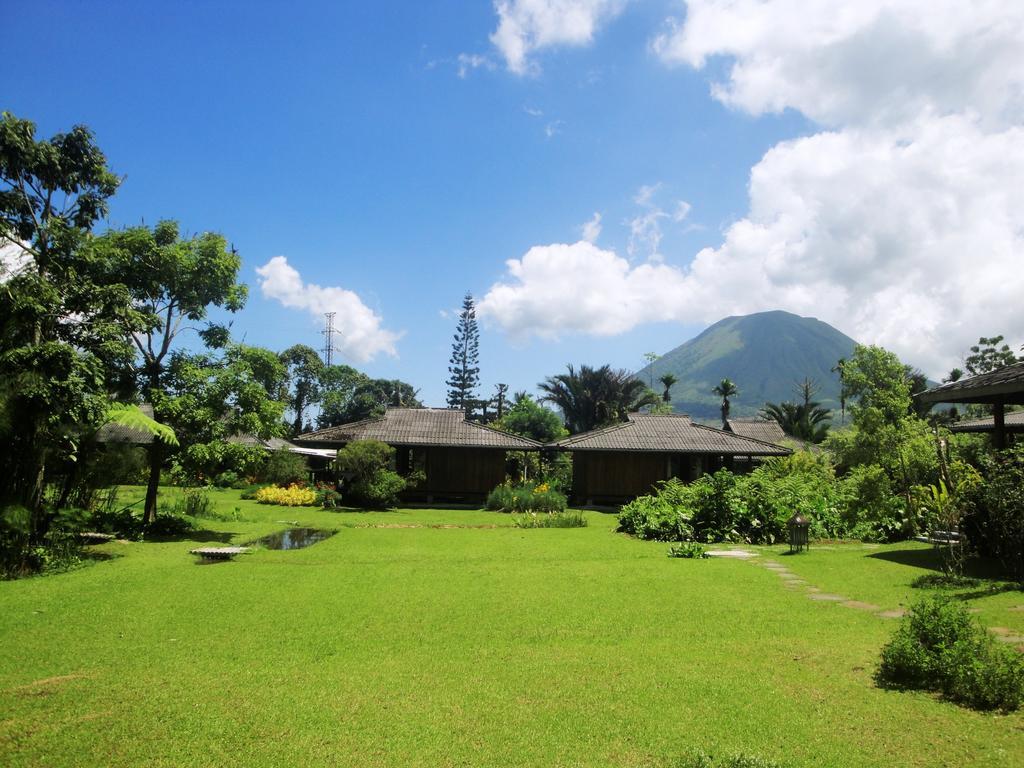 Gardenia Country Inn Tomohon Eksteriør billede